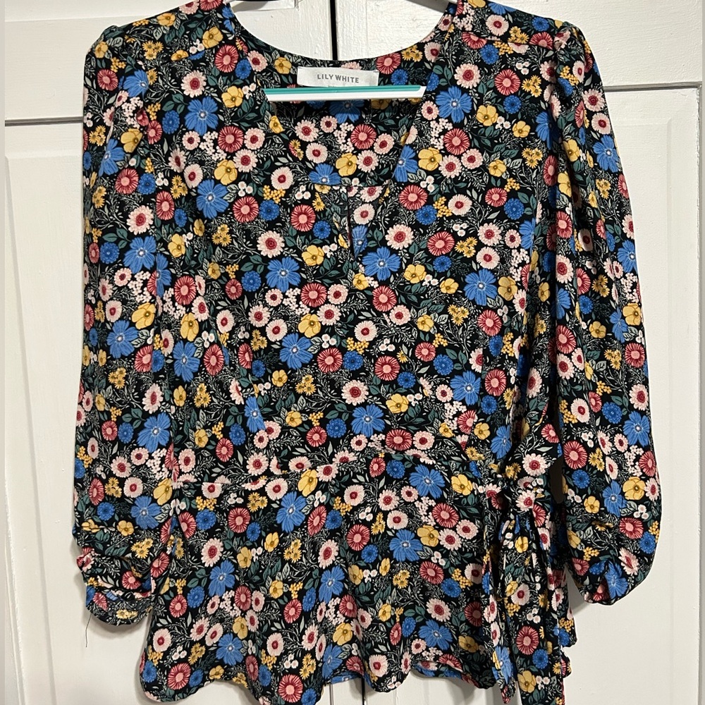 Floral Wrap Style Blouse Shirt Lily White XL